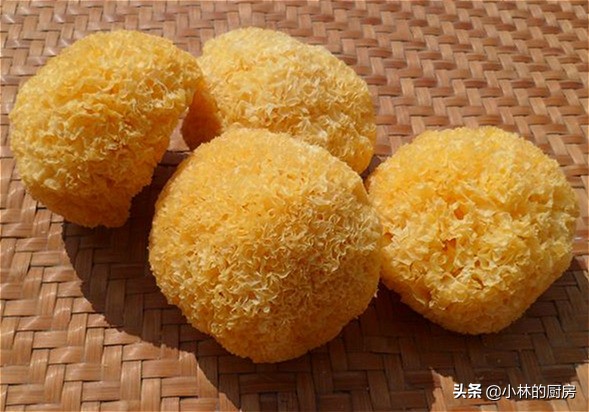 煮银耳汤怎么样才能煮的粘稠出胶,银耳汤如何煮银耳才软烂