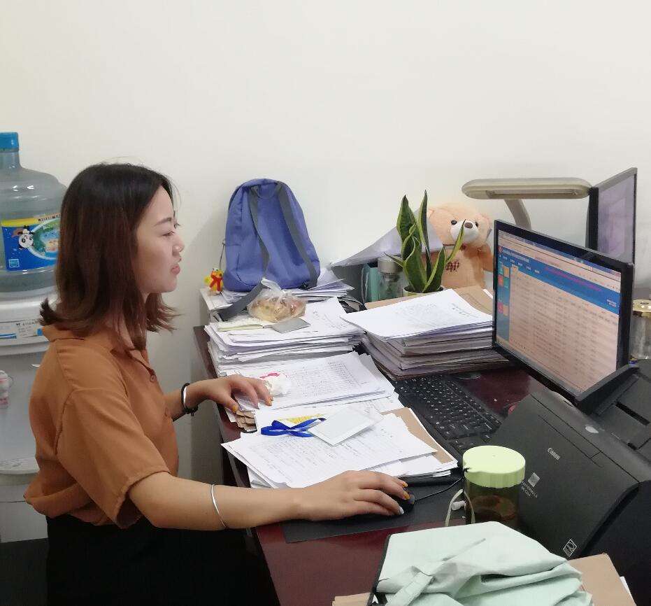 大学刚毕业月薪15000算高吗,大学毕业月薪过万