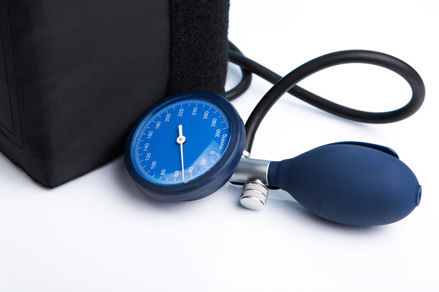 替米沙坦80mg氨氯地平5mg血压还高,吃替米沙坦氨氯地平血压降不下来