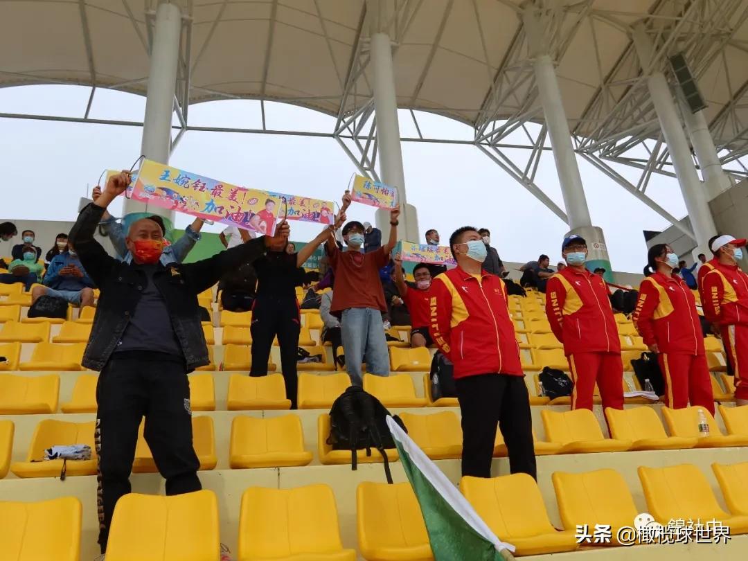 我和我的体育故事,我和橄榄球的故事