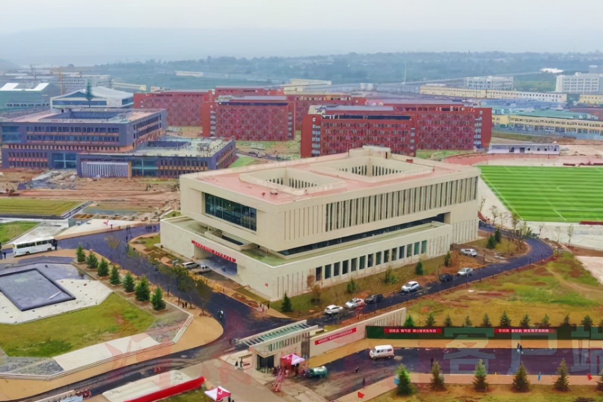 注意！河南要增加一所“师范大学”，学校升级为何不受欢迎？