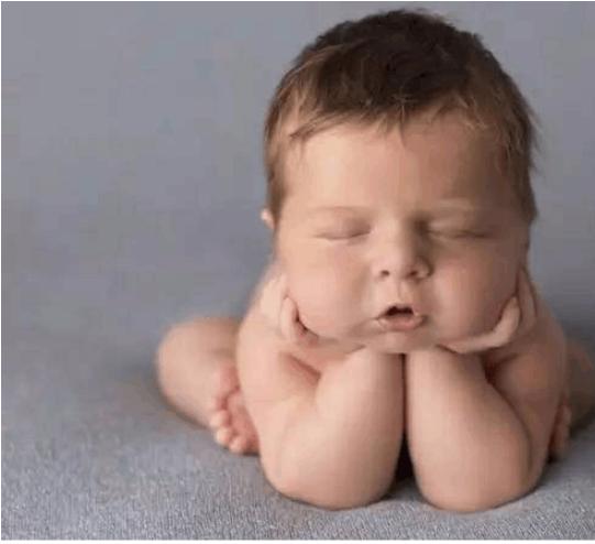 宝宝患脂溢性皮炎，妈妈不用着急