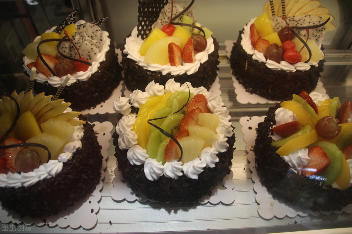 蛋糕店后厨内幕,刚去蛋糕店上班应该注意点什么