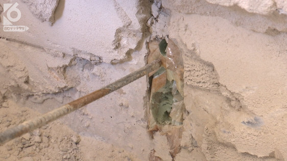 承重墙里全是泡沫,楼房承重墙里有泡沫填充物