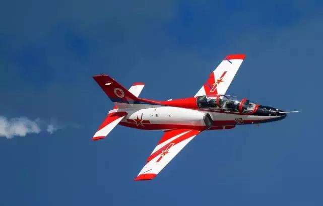 洪都公司的最新款猎鹰教练机,洪都飞机公司下一代教练机