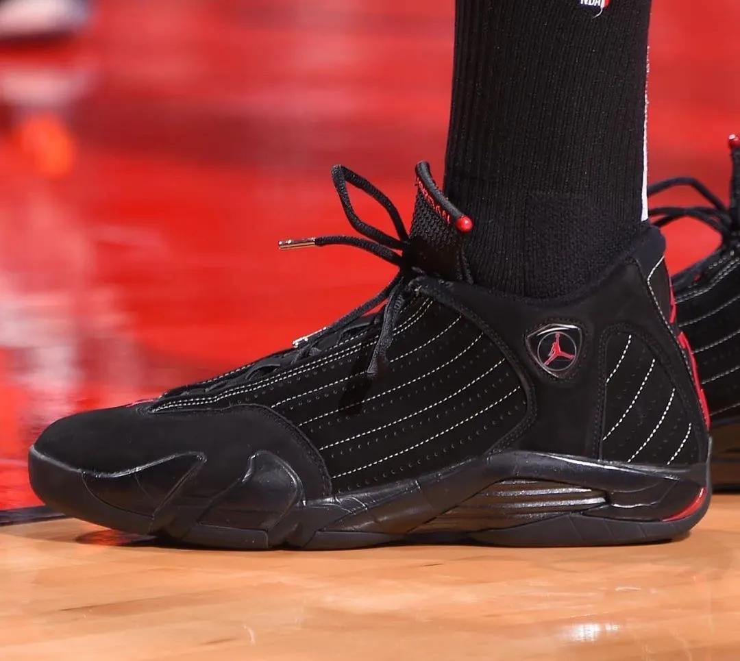 塔克谈最有意义的球鞋,pj塔克上脚最便宜的球鞋