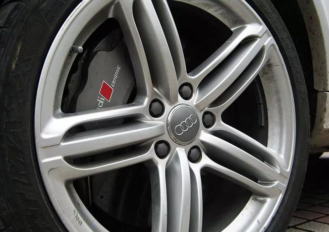 奥迪q7最大马力有多大呢,奥迪q7老款有多少匹马力