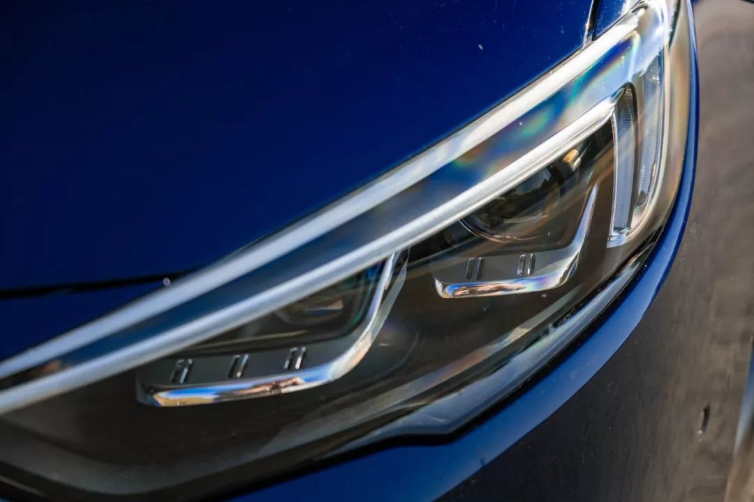 君威gs和君威gs哪个更好,买21款君威gs的十大忠告