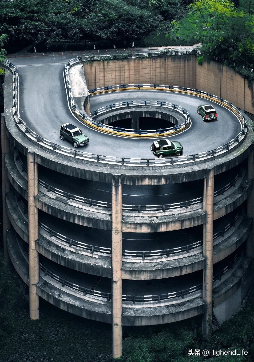 路虎卫士90110130的区别,路虎卫士902.0t越野试驾