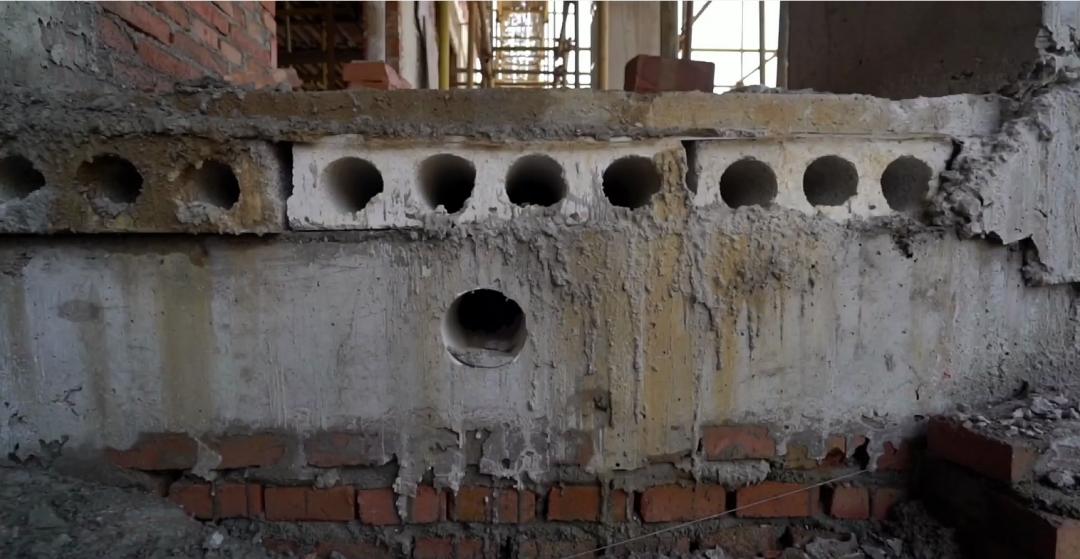 回潮天气怎么预防地板湿,墙角受潮发霉长蘑菇怎么处理