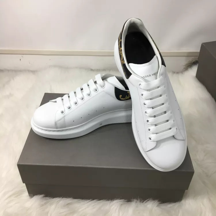 万搭小白鞋，C4N详解各路奢侈品小白鞋优缺点！想入手看这！