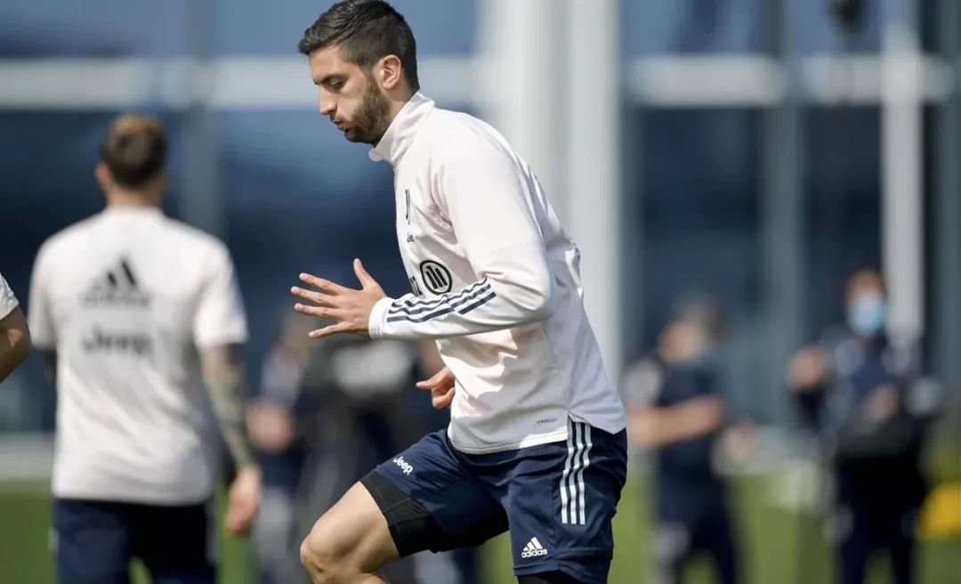 尤文新球衣曝光，阿涅利主席一职待定，帕拉蒂奇考虑免签米兰国门