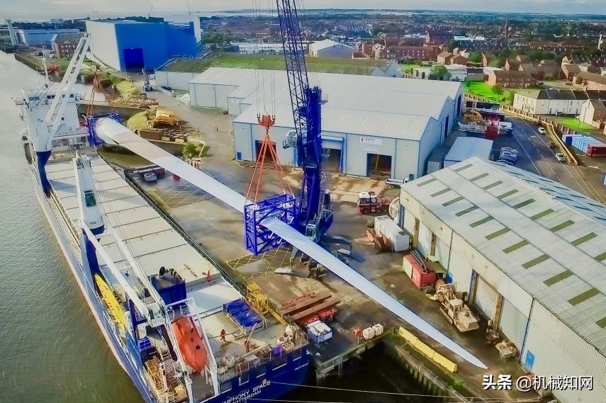 全球最大垂直轴风力发电机,国内最长风力发电机叶片