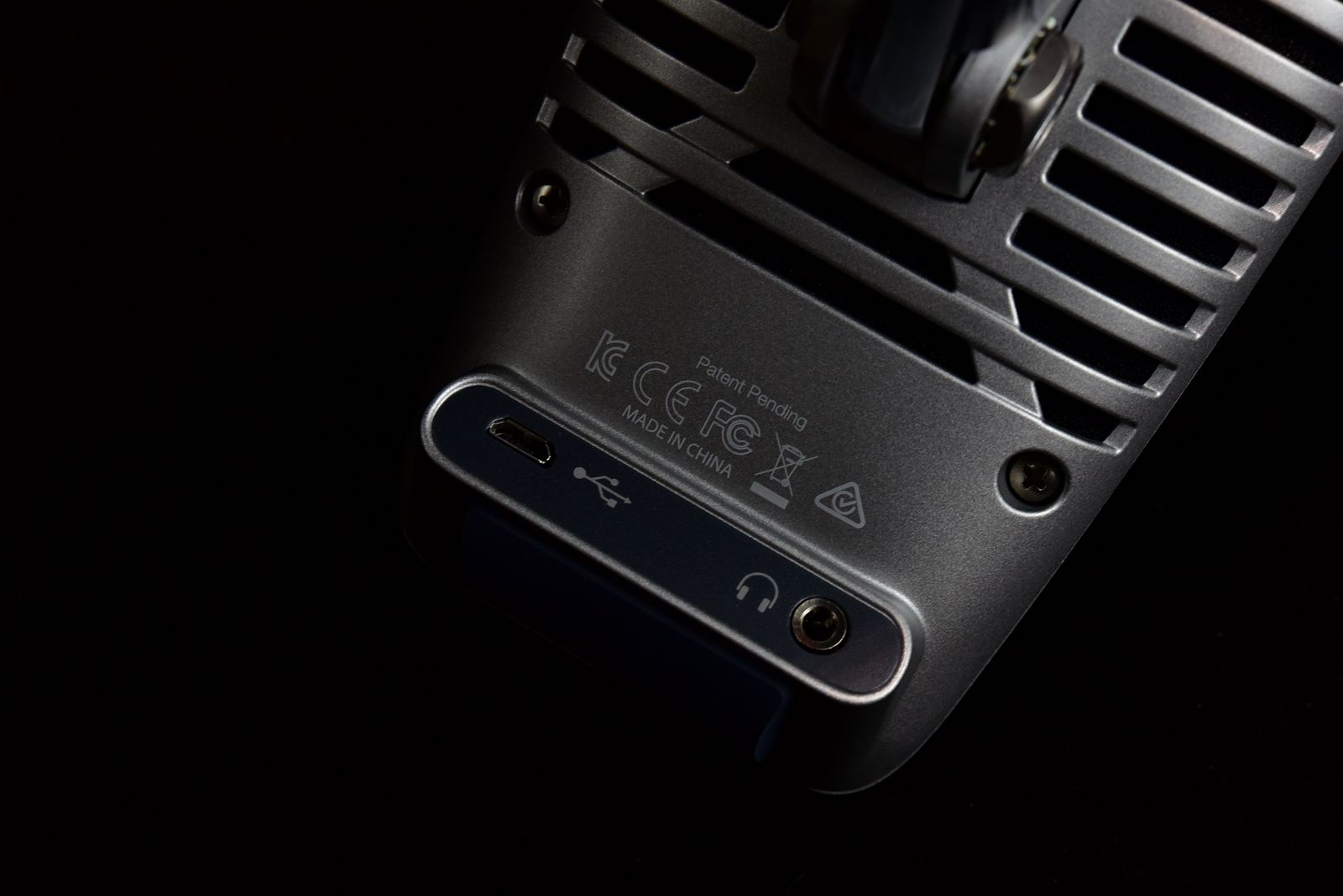 手持麦克风推荐舒尔,舒尔哪个麦克风最好