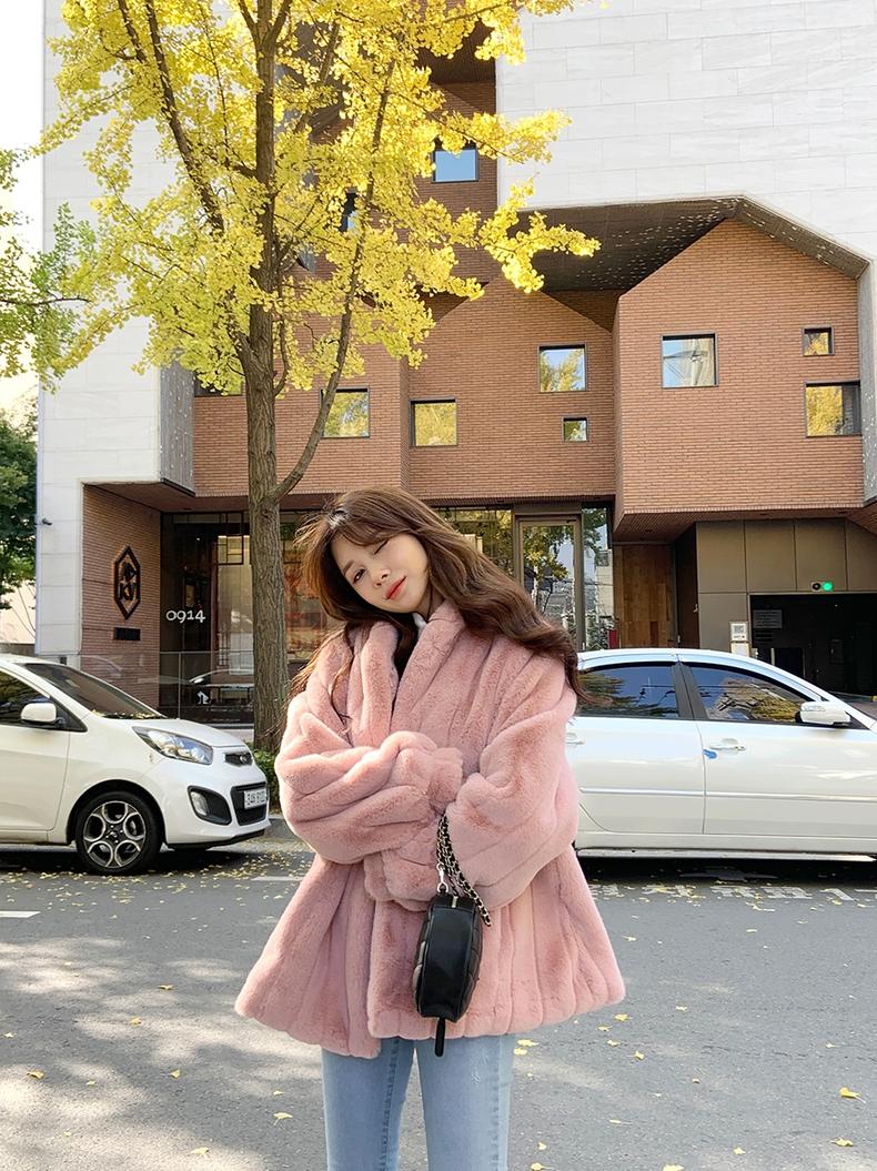 冬季羊羔绒外套显瘦新款,保暖又好看羊羔绒外套冬季必备