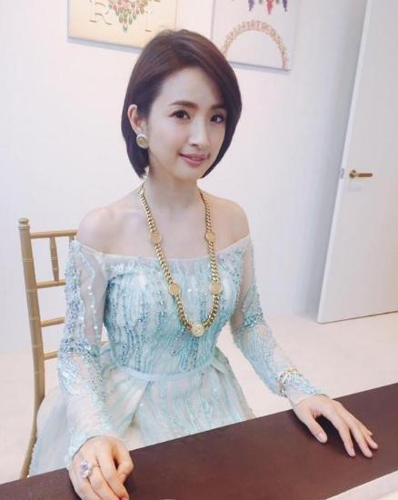 林依晨幻灭史7年嫁豪门,“童年女神”林依晨的幻灭史