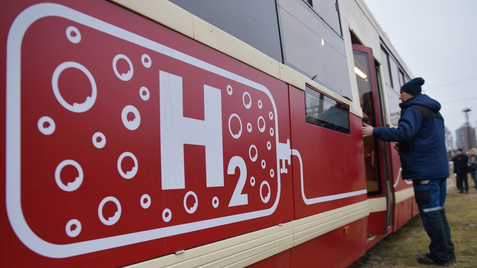 沙特跟俄罗斯减产石油,沙特俄罗斯再次减产石油