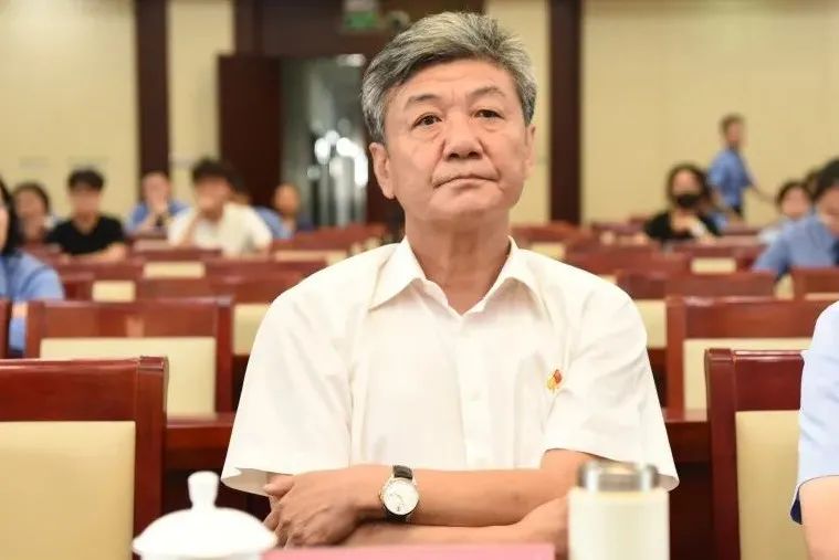 巅峰对决，以辩会友！一场超激烈的“battle”~