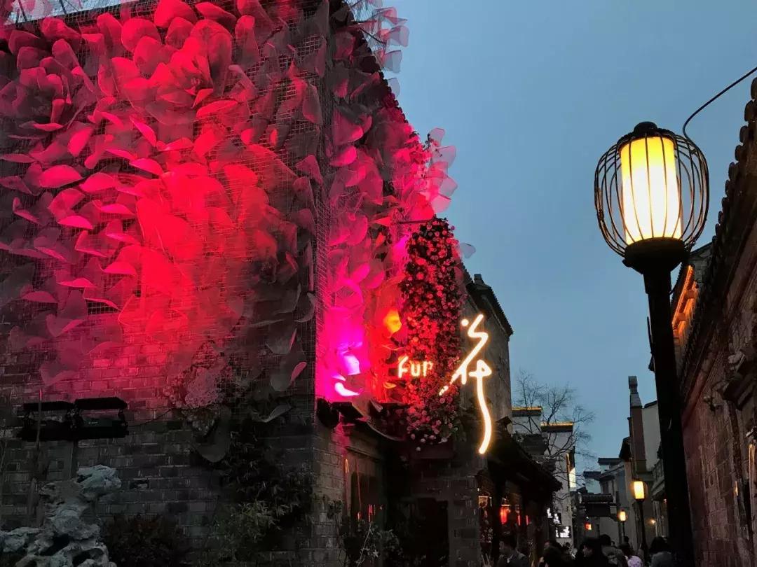 旧厂房改造文创园,淄博文创集市旧厂房改造陶艺