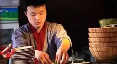 轻松月入上万的4个创业商机,2020年互联网冷门行业