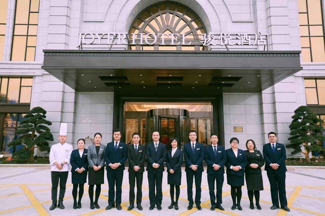 “桐”是一家人，面对疫情，我们“桐”舟共济！逆行者，我们等你凯旋