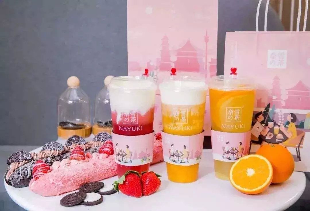 奈雪的茶上市首年亏1.45亿,奈雪的茶上市前收购门店