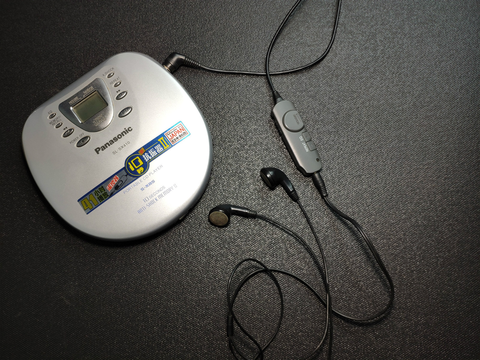 同等价位平头塞和圈铁耳机哪个好,手机直推平头塞耳机推荐