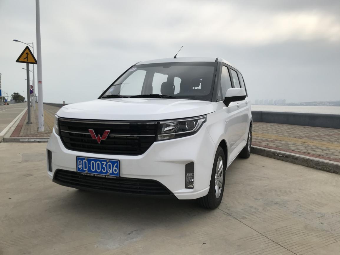 五菱宏光plus评测柴油版,五菱宏光plus新款测评