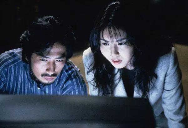 日本电影午夜凶铃解说,日本电影午夜凶铃故事情节介绍