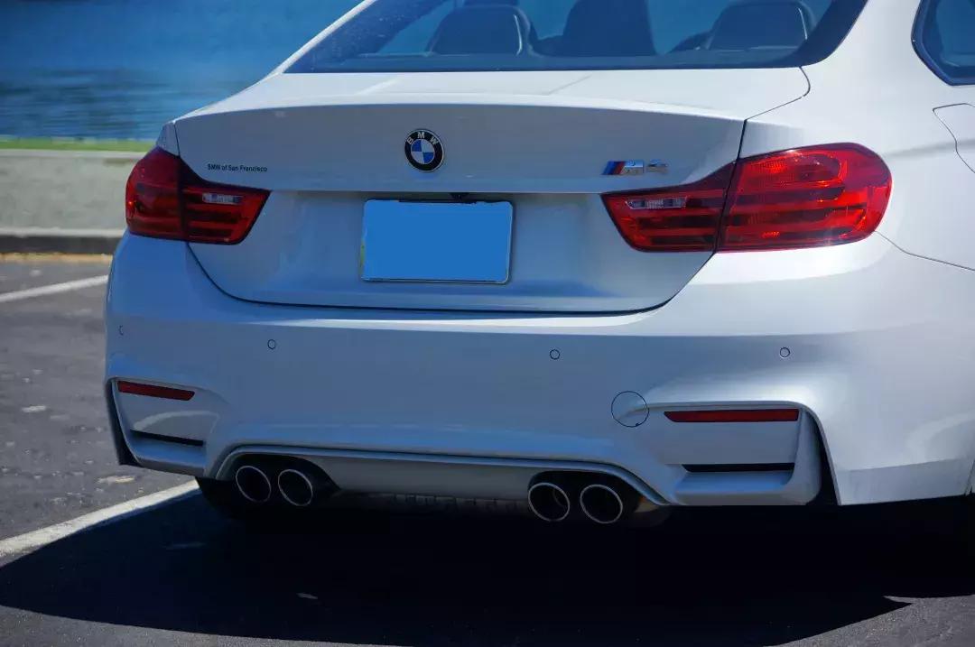 宝马m4体验赛车,体验宝马m5