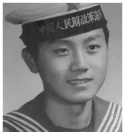 “北京流氓”王朔：骂人说脏话爱怼人的老炮儿，其实越老脸皮越薄