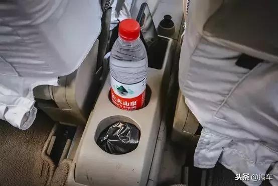 这LOW得不行的车，却陪伴俺爹11年！