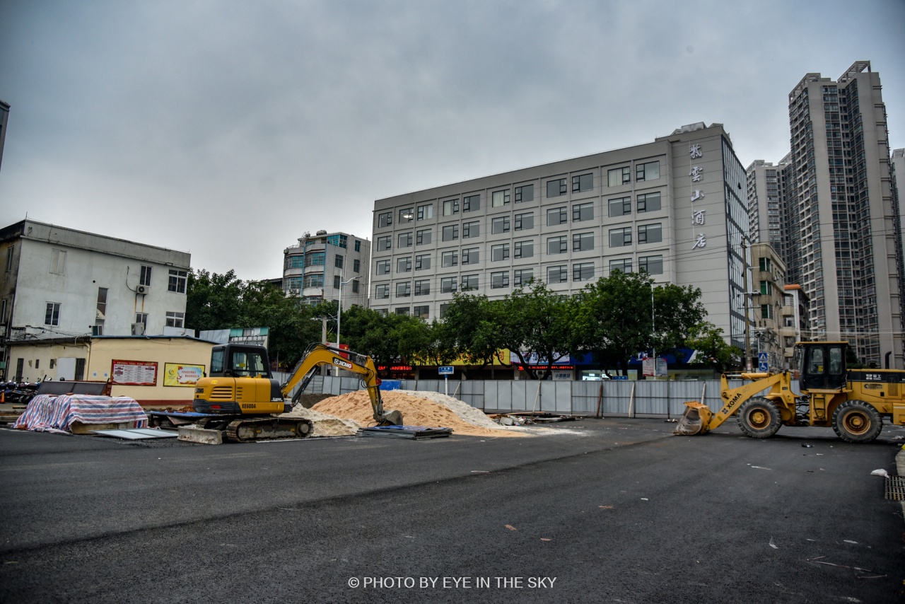 海南路老居民：我在这住了二、三十年，终于要等到海南路打通了