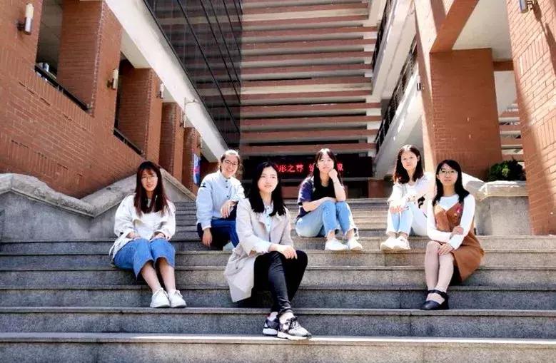 交出大学出彩答卷！青理工这6名同寝“学霸女生”共圆青*梦春**...