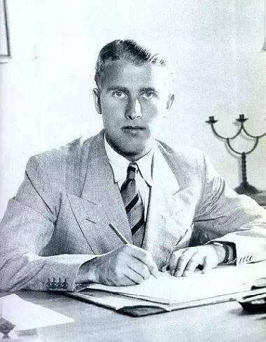 美国登月骗局指的是哪次登月,为什么有人怀疑美国登月造假