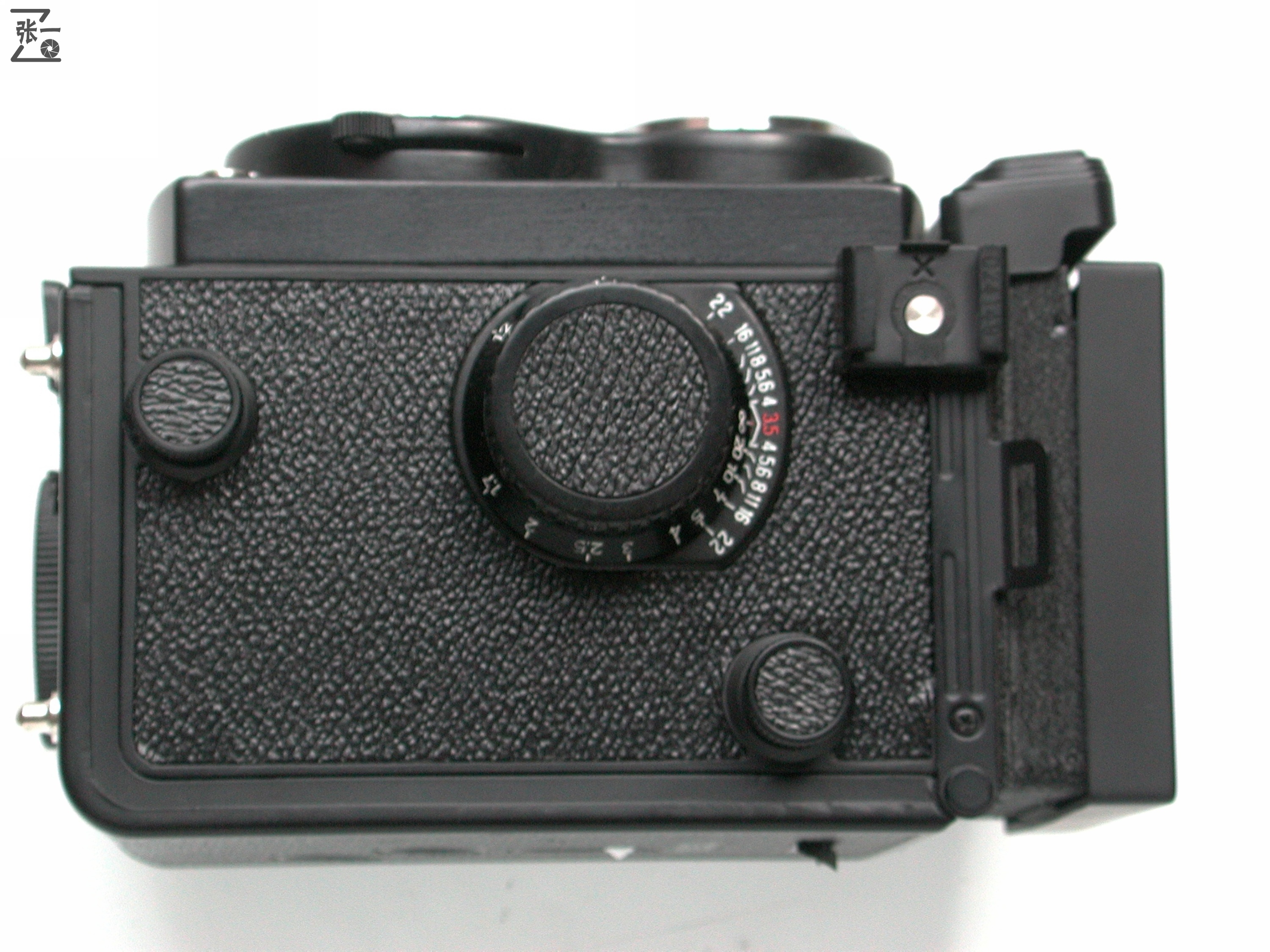 右手调焦的双反照相机：WalzflexIIIA！日本制造