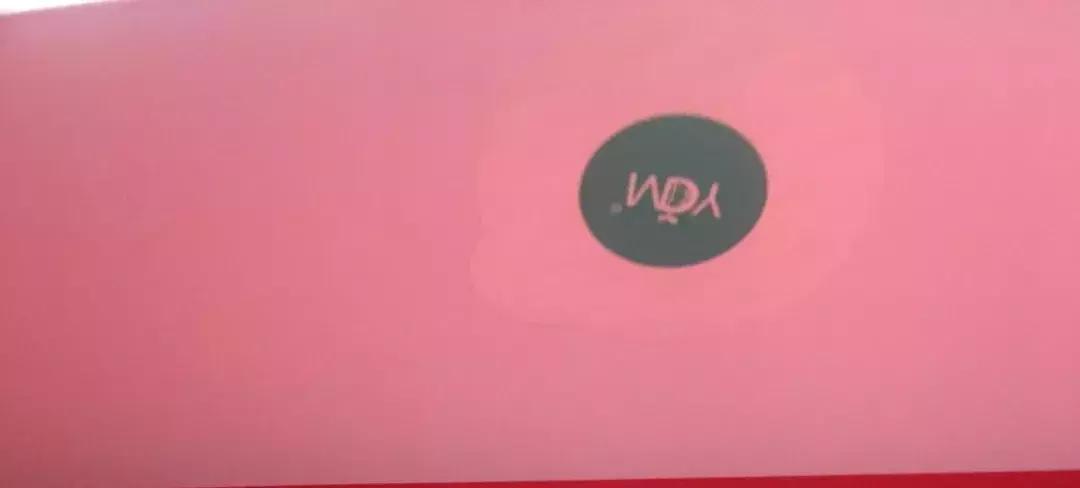 nike鞋盒有黑红色吗,nike鞋盒有洞的是什么款