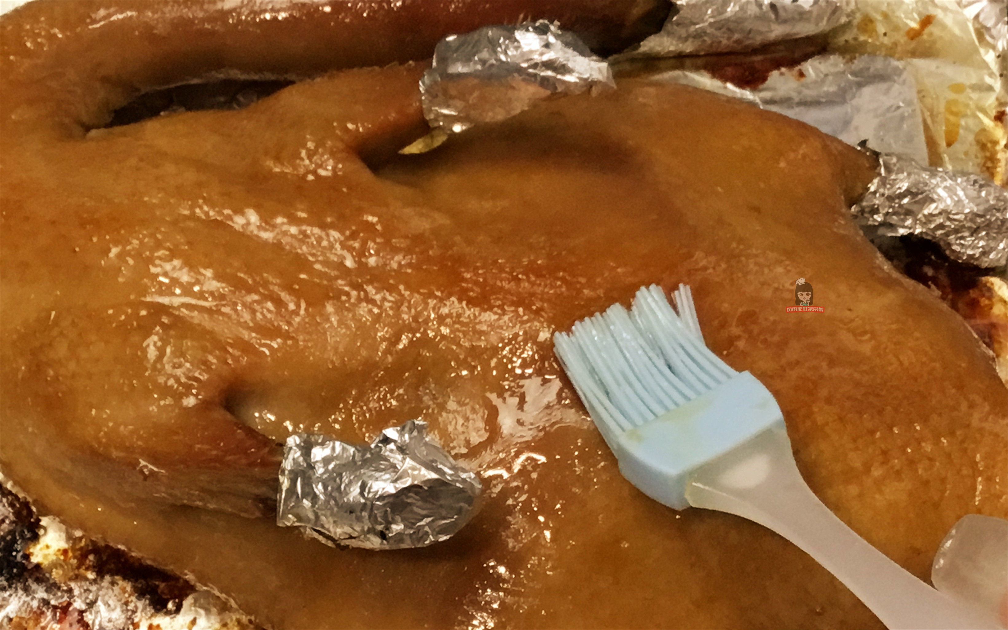 教你简单好吃的烤鸭,在家自己烤鸭怎么做才酥脆