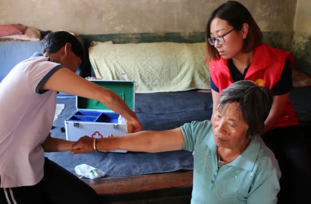 小西湖碧桂园足球赛,碧桂园学校足球赛