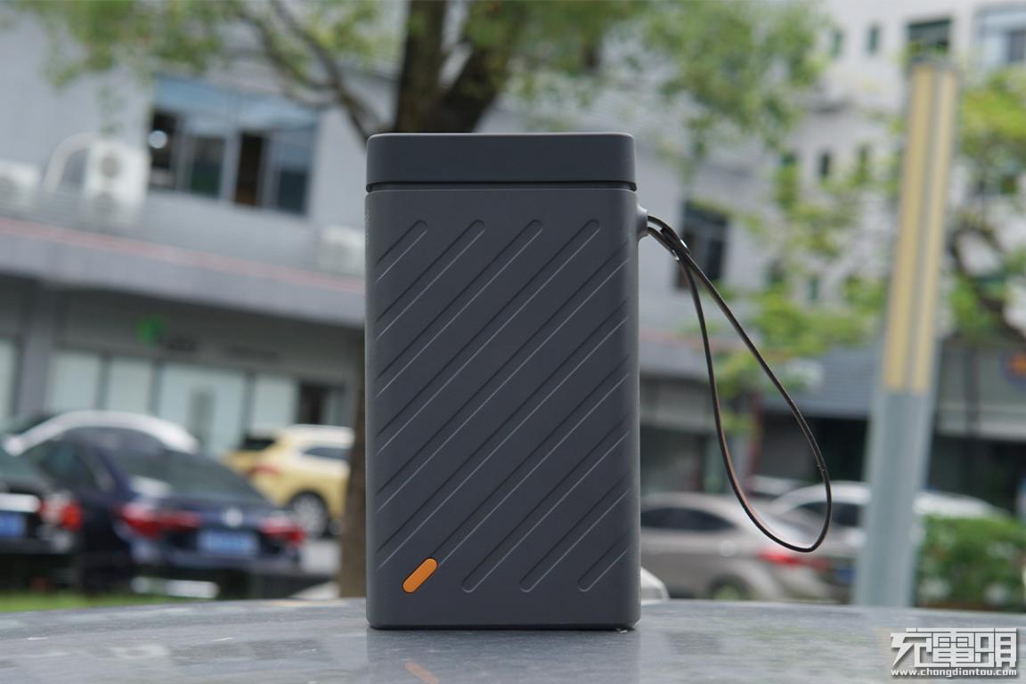 倍思汽车应急启动电源12v车载电瓶,倍思汽车应急电源10000毫安