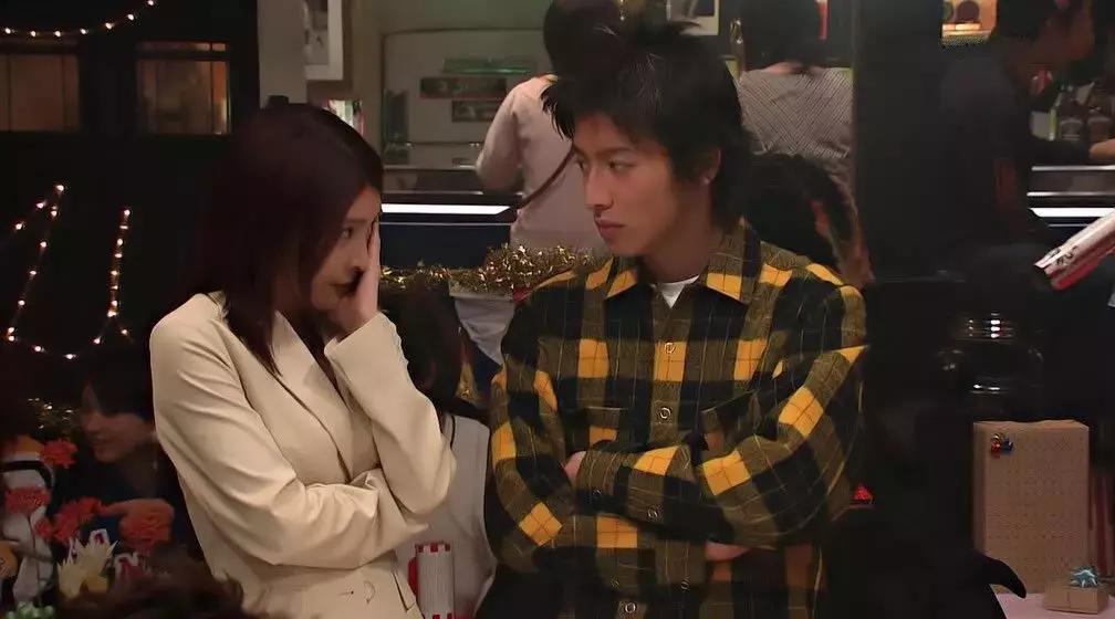 格子衬衫国际大牌是什么牌子,格子衬衫欧美流行