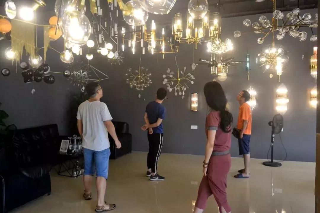 开元灯饰城哪家拿货便宜,开元灯饰批发市场怎么样