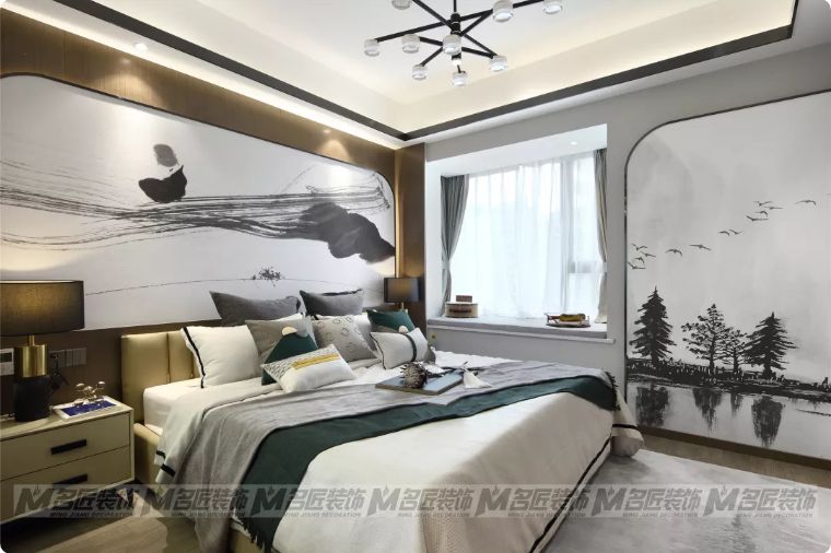 有钱人看不上眼的横厅，在他这里却变成了贵气的中式宫廷