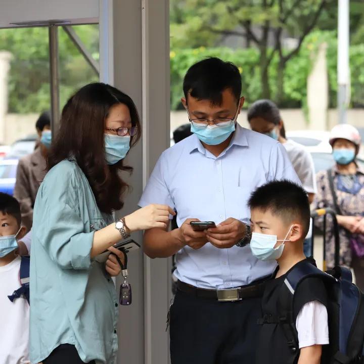 华山路小学新生一年级入学仪式,云兴小学城东分校招生标准
