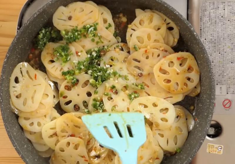 醋溜藕片怎么做好吃窍门,家常醋溜脆炒藕片做法