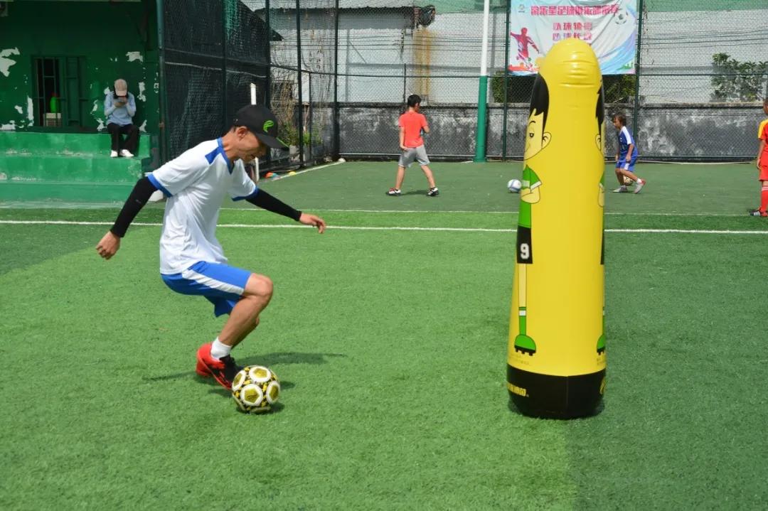 校园足球该如何快速发展1000字,校园足球发展目标及规划