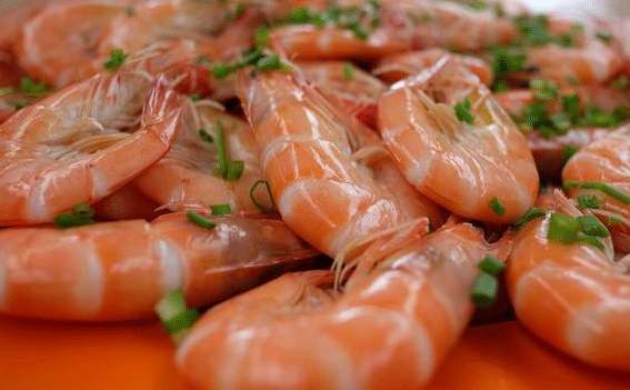 大虾怎么煮又嫩又好吃,白灼大虾煮出来有腥味怎么弄