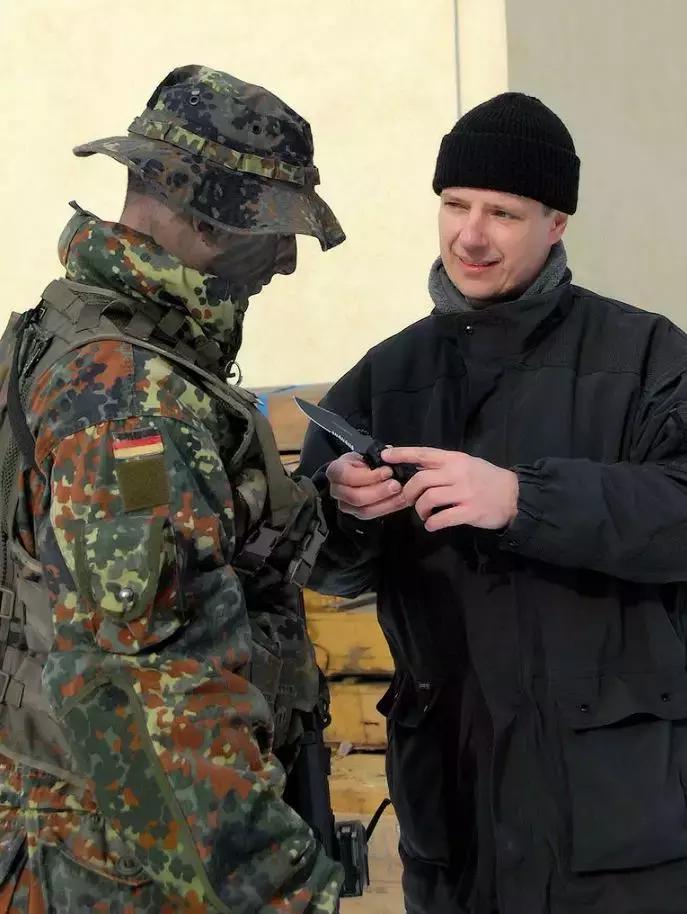 德国波尔部队,德国军用波尔刀