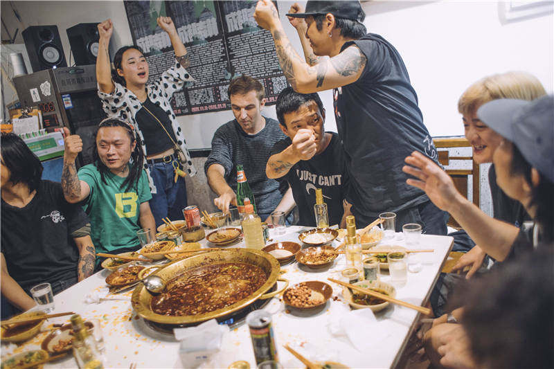 成都的夏天不开空调能过吗,成都的夏天热吗