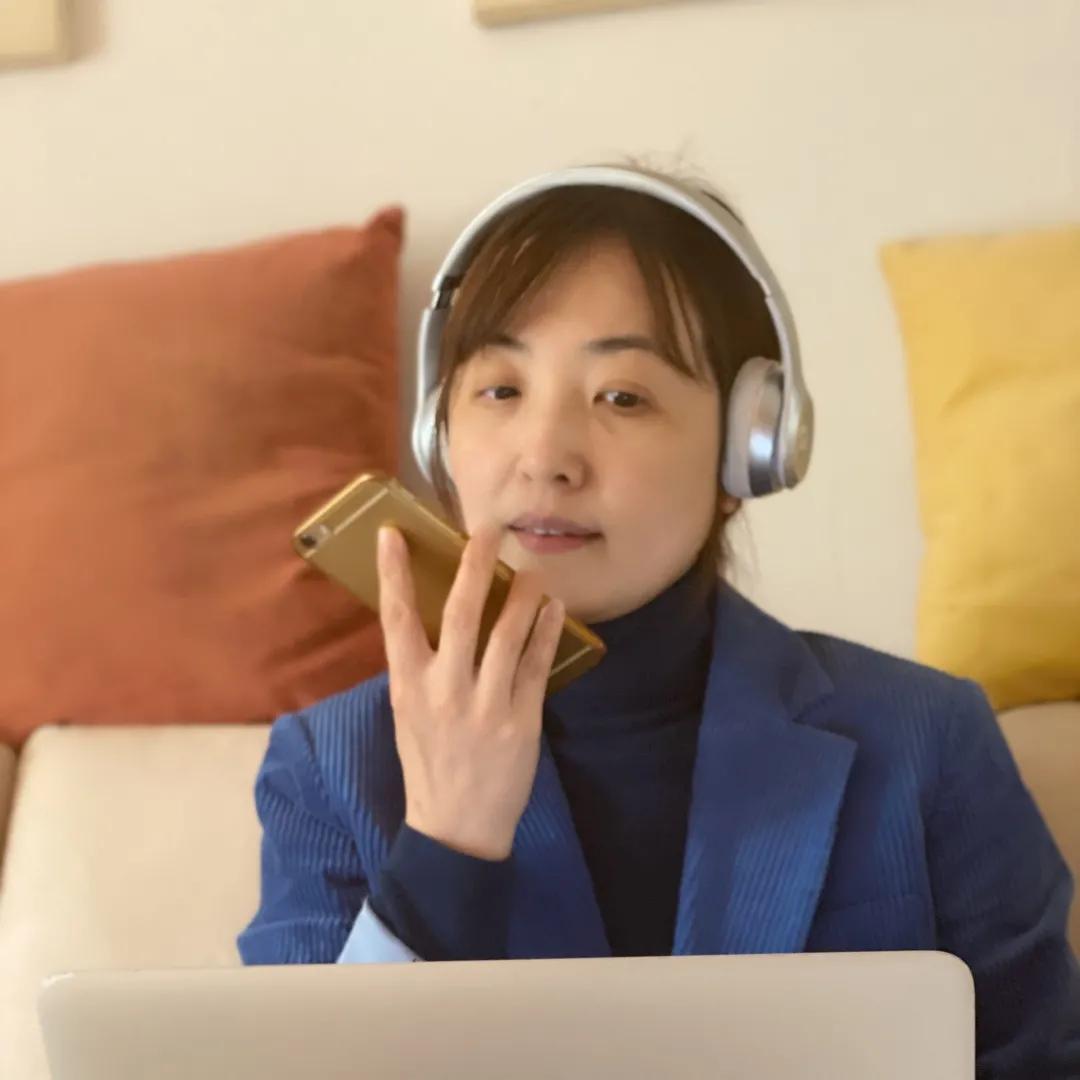 爱岗敬业无私奉献教师,爱岗敬业的教师典范